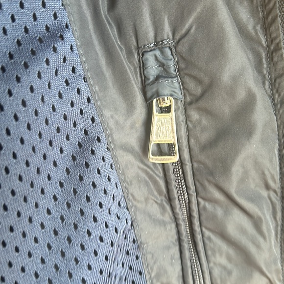 Authentic Moncler wind breaker - Picture 14 of 17